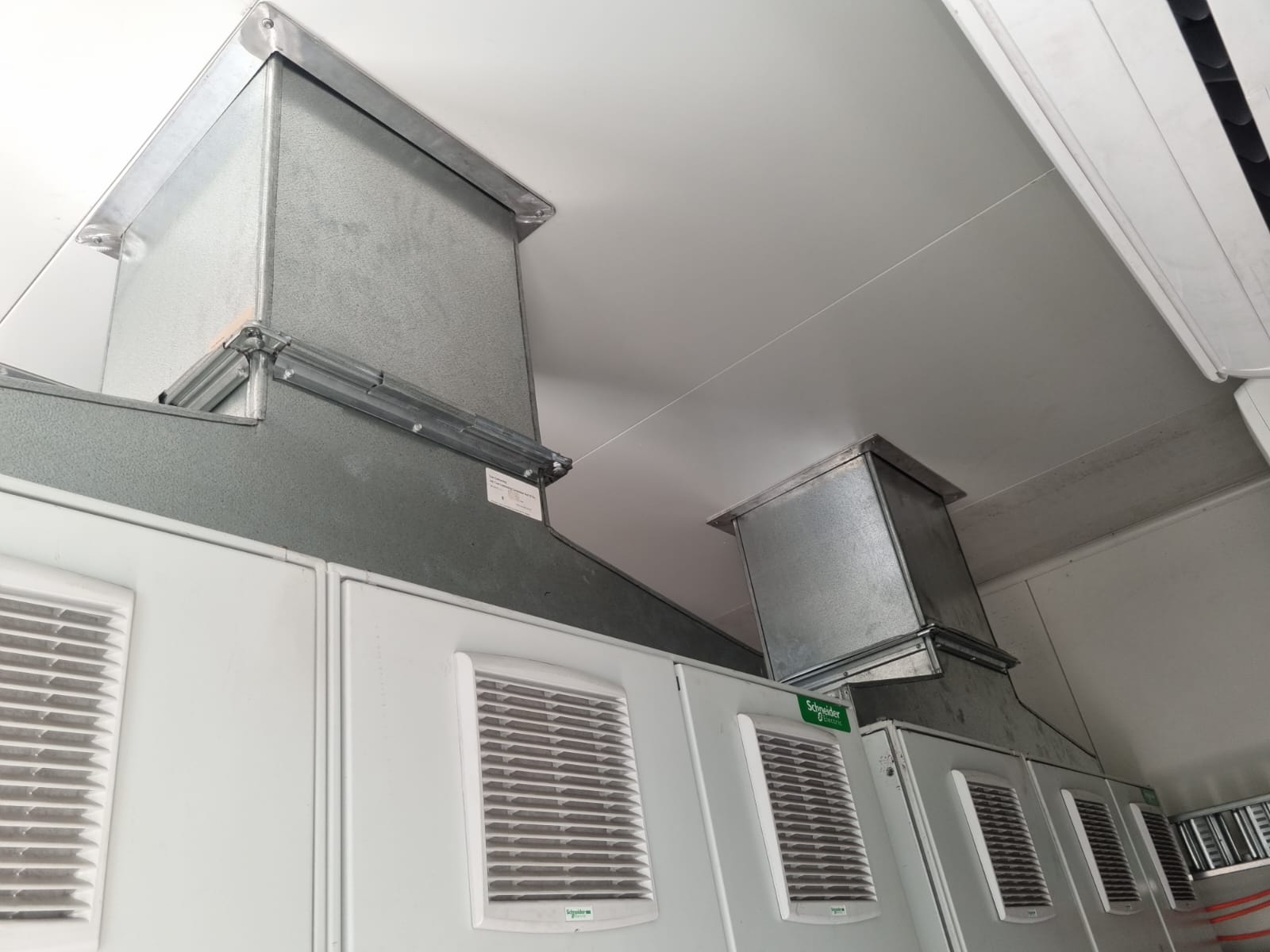 Commercial ducted system installation